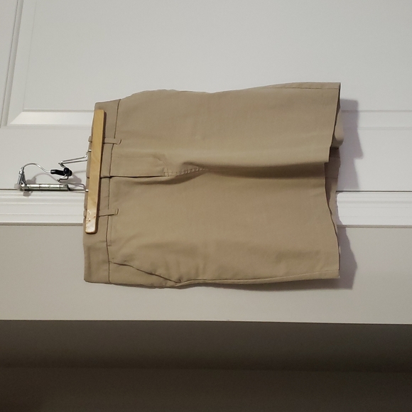 Old Navy Khaki Skirt - Picture 1 of 5